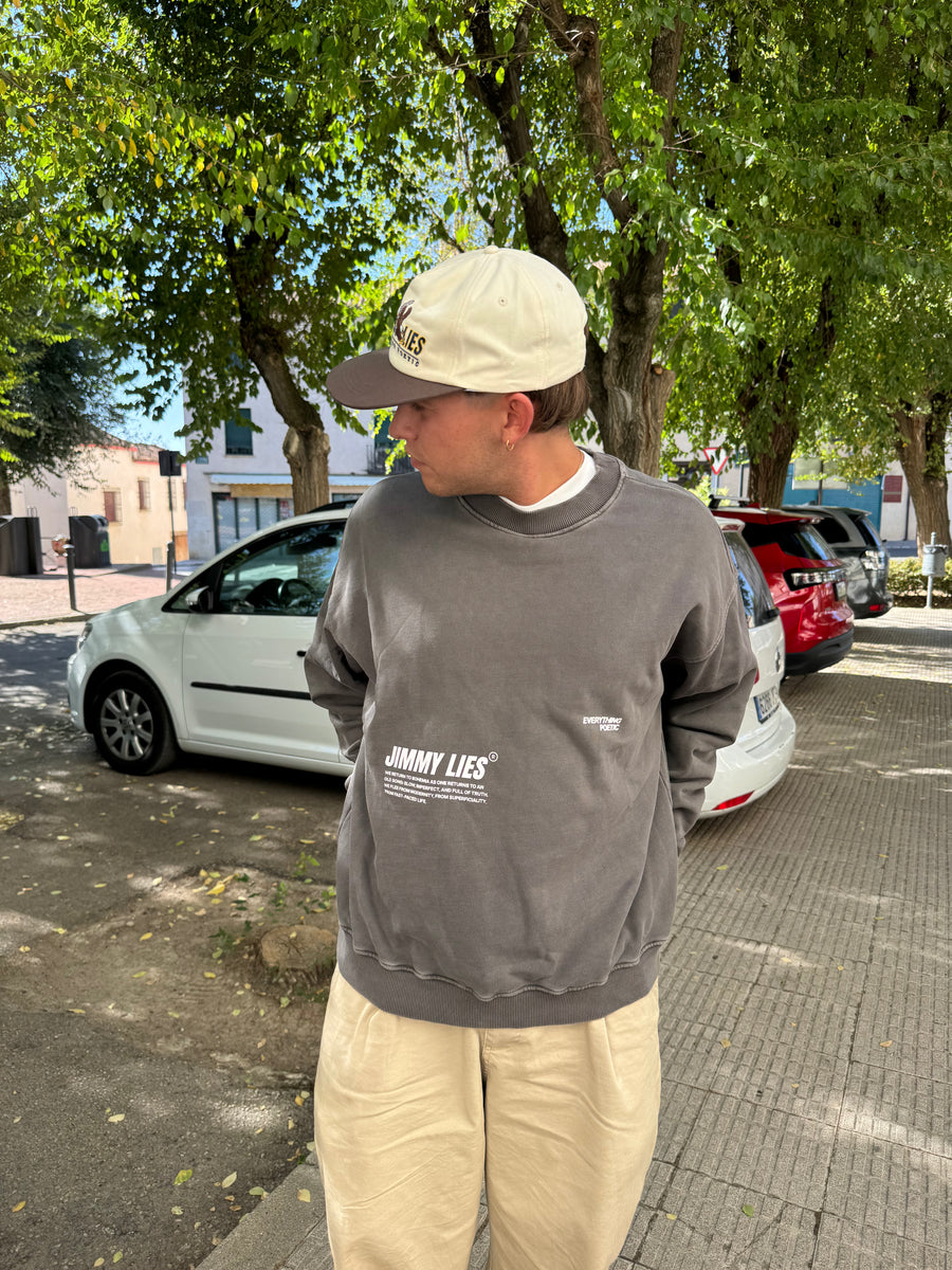 GREY VINTAGE CREWNECK