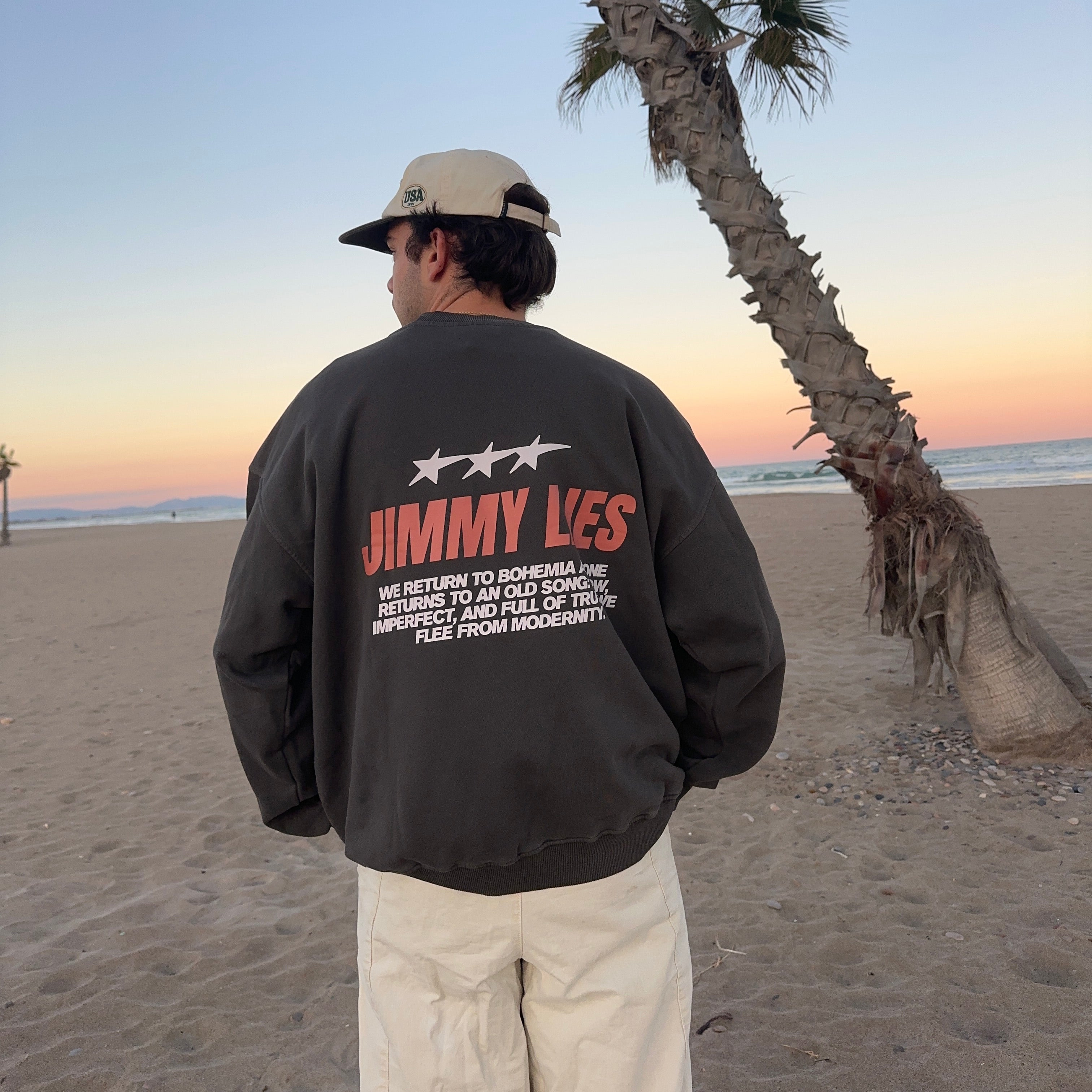 GREY VINTAGE CREWNECK