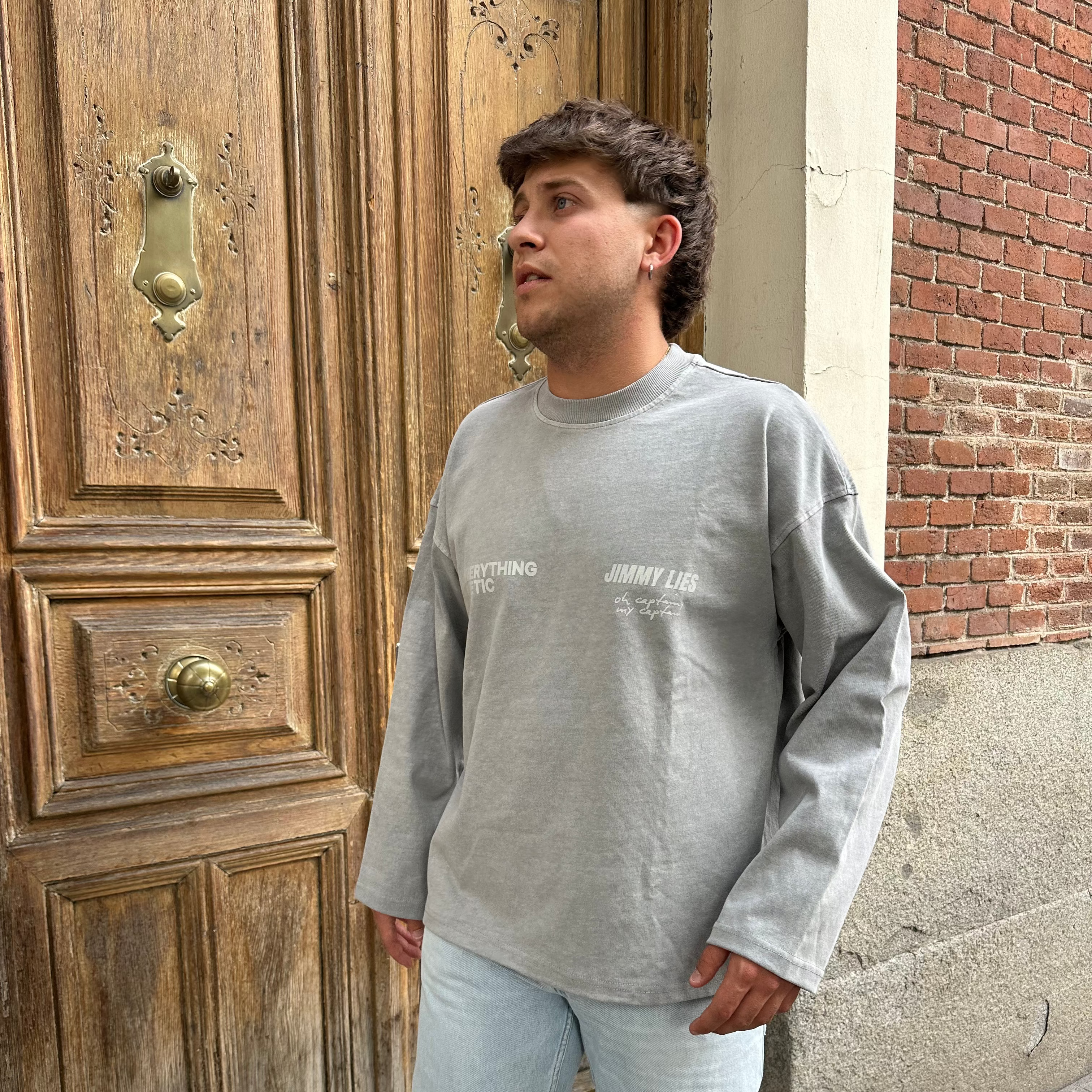 LIGHT GREY LONG TEE V.1