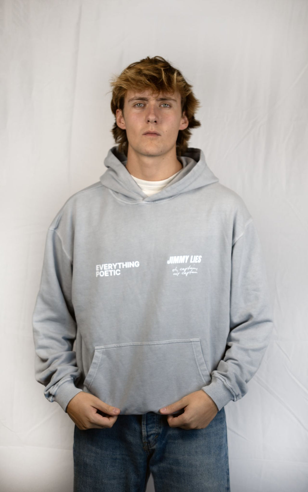 LIGHT GREY RETRO HOODIE